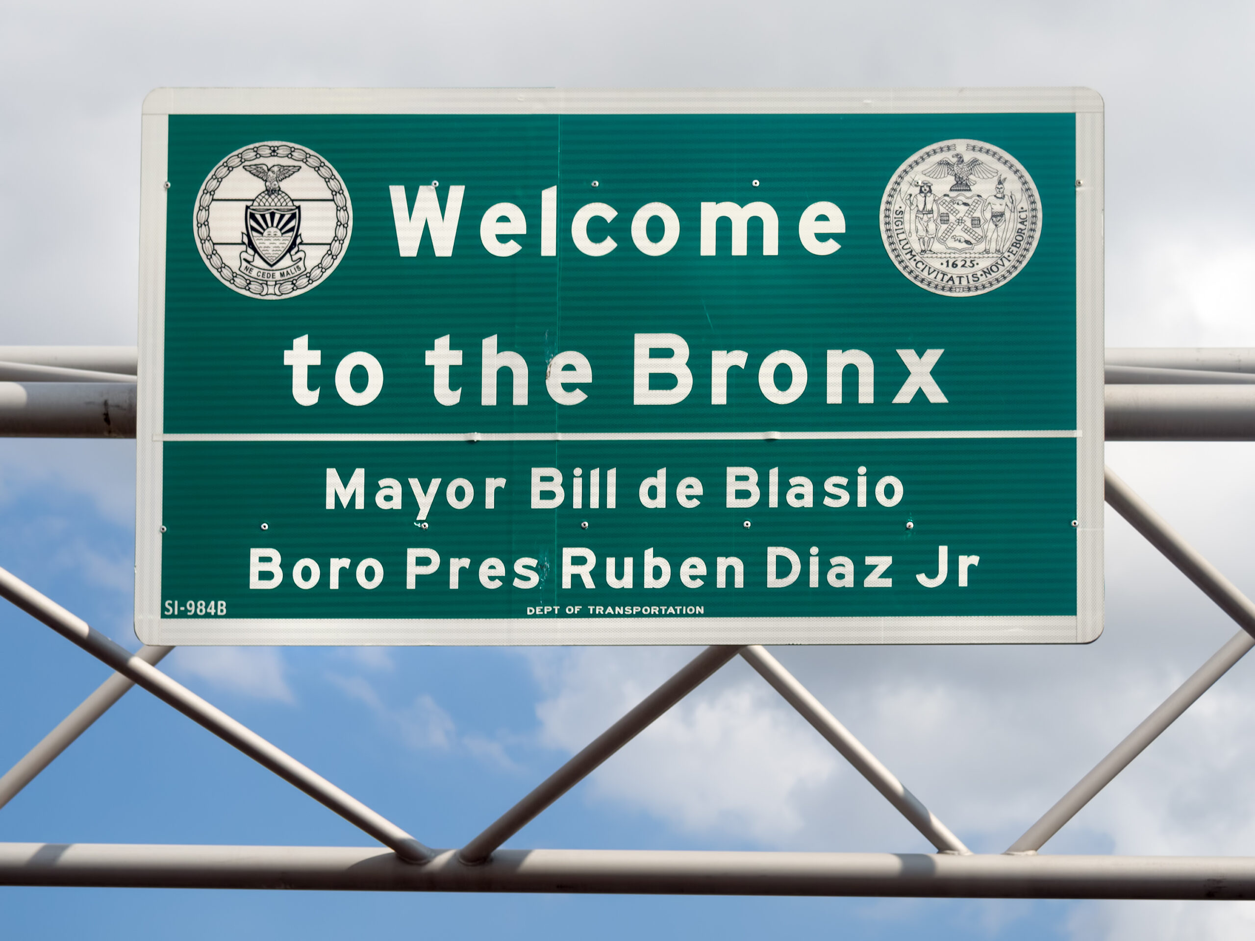 Welcome-to-the-Bronx-street-sign-in-New-York-